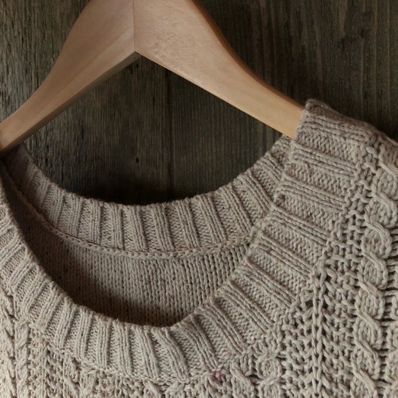 Crop top cable knit sweater - Picture 4 of 6